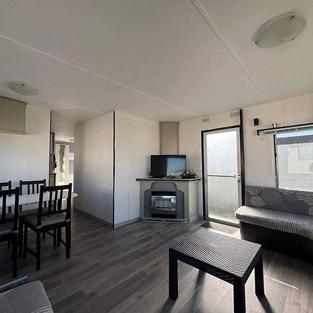 Mobile Home Au Camping New Vennepark Harendijk Eksteriør billede