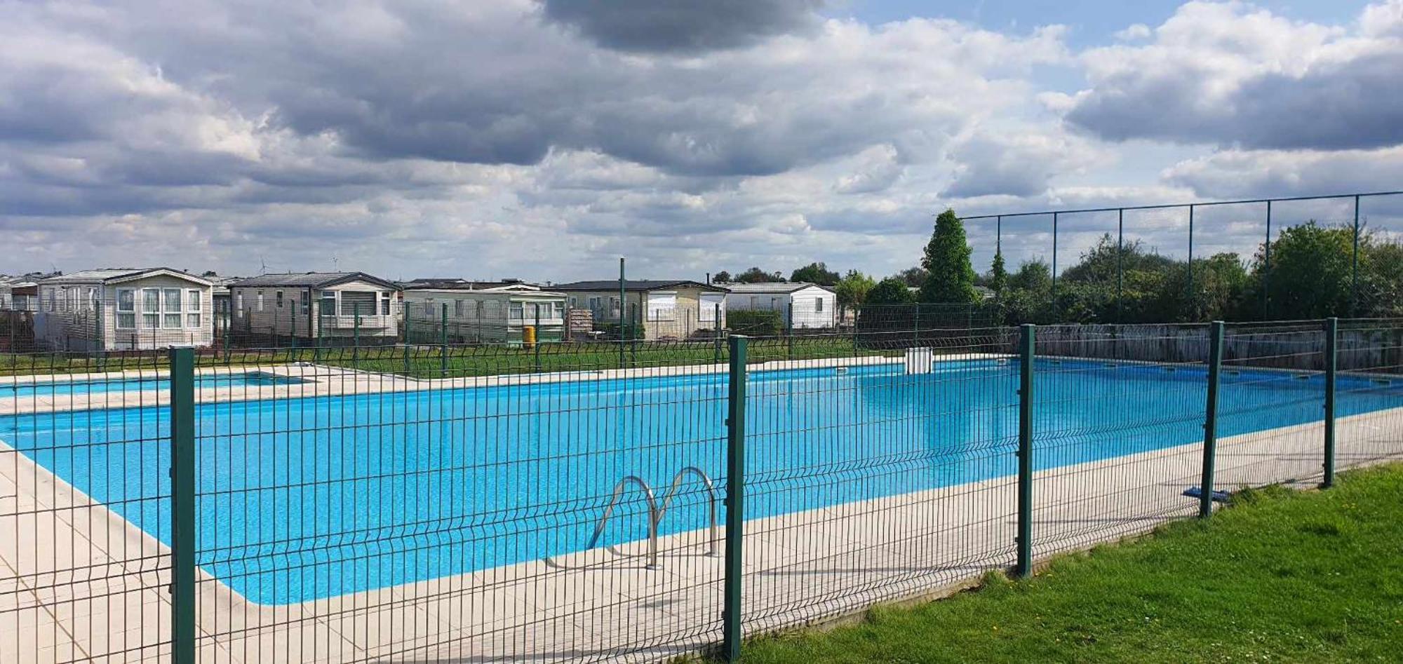 Mobile Home Au Camping New Vennepark Harendijk Eksteriør billede